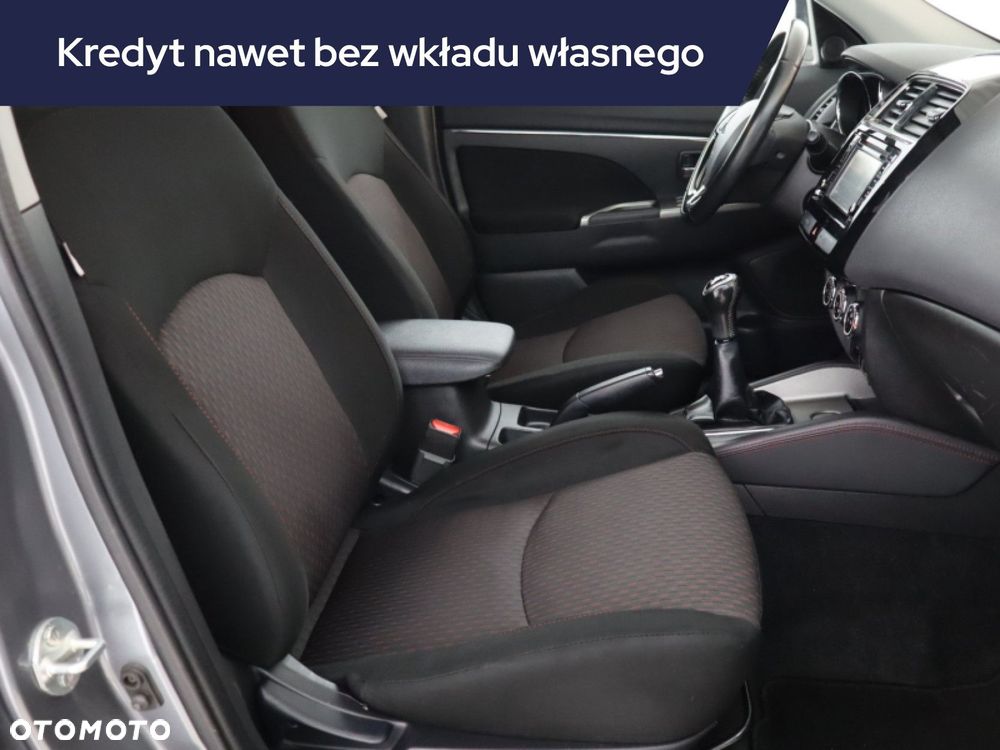 Mitsubishi ASX - 11