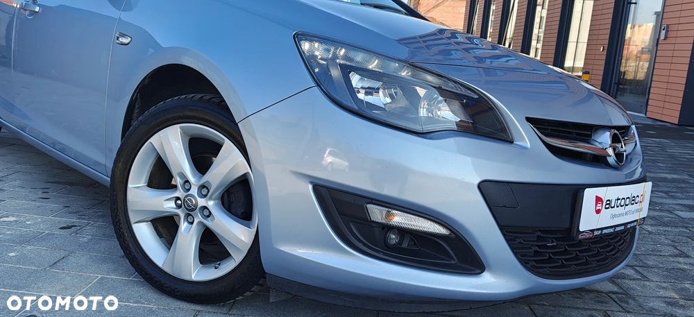 Opel Astra 1.4 Turbo Cosmo - 39