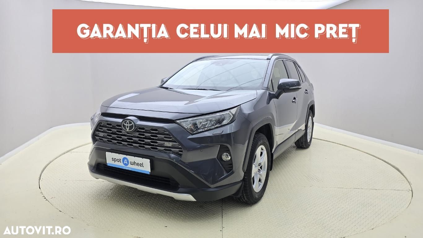 Toyota RAV4 - 1
