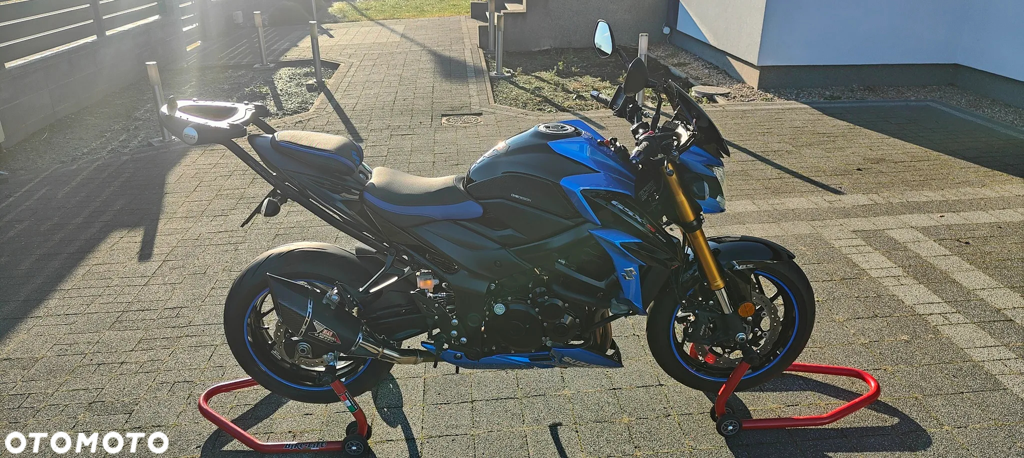 Suzuki GSX - 28