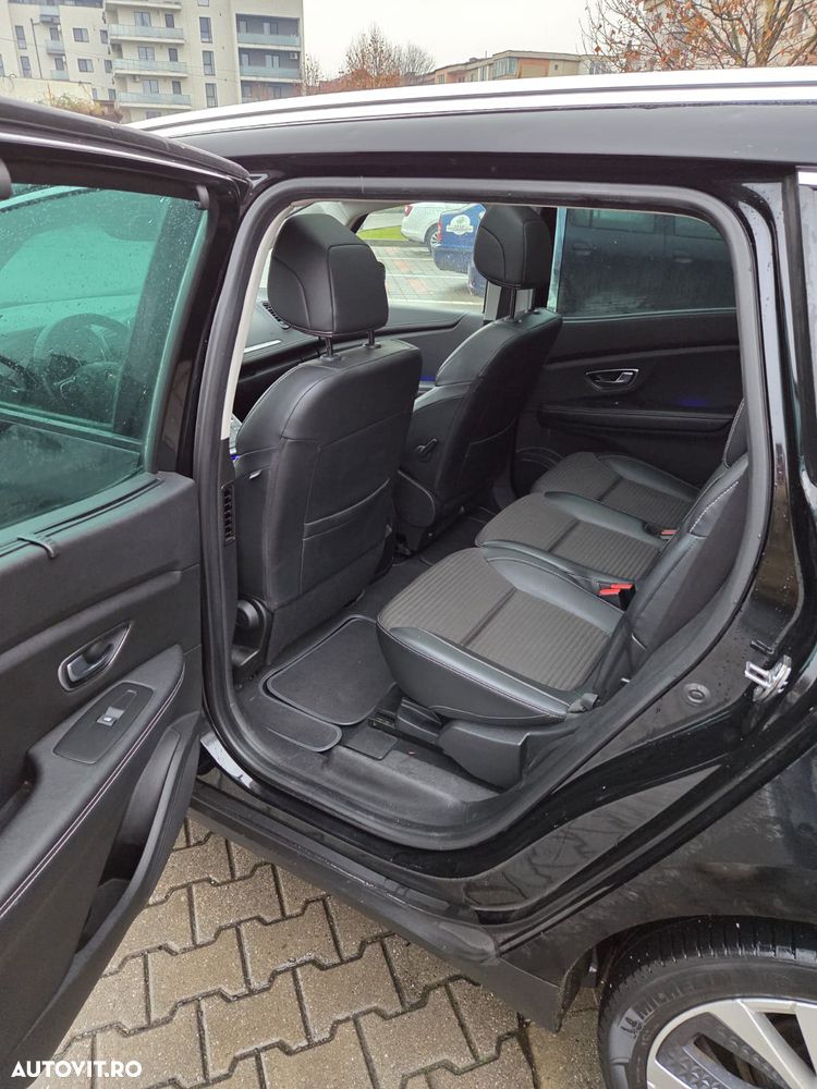 Renault Grand Scenic TCe 140 GPF EDC TECHNO - 15