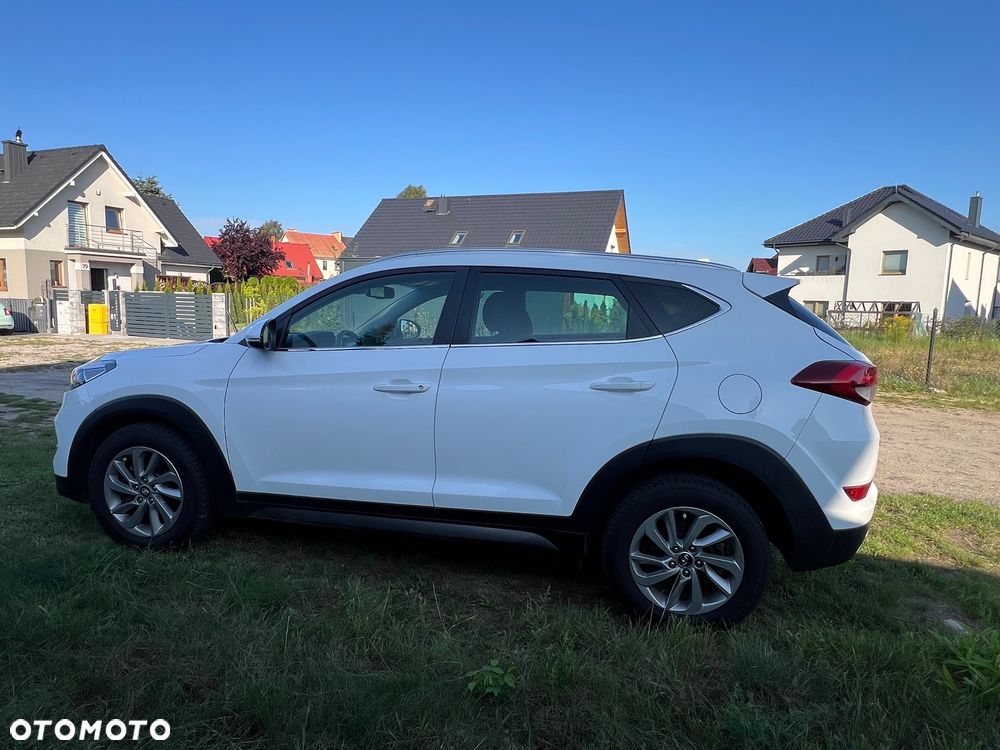 Hyundai Tucson blue 1.7 CRDi 2WD DCT Premium - 13
