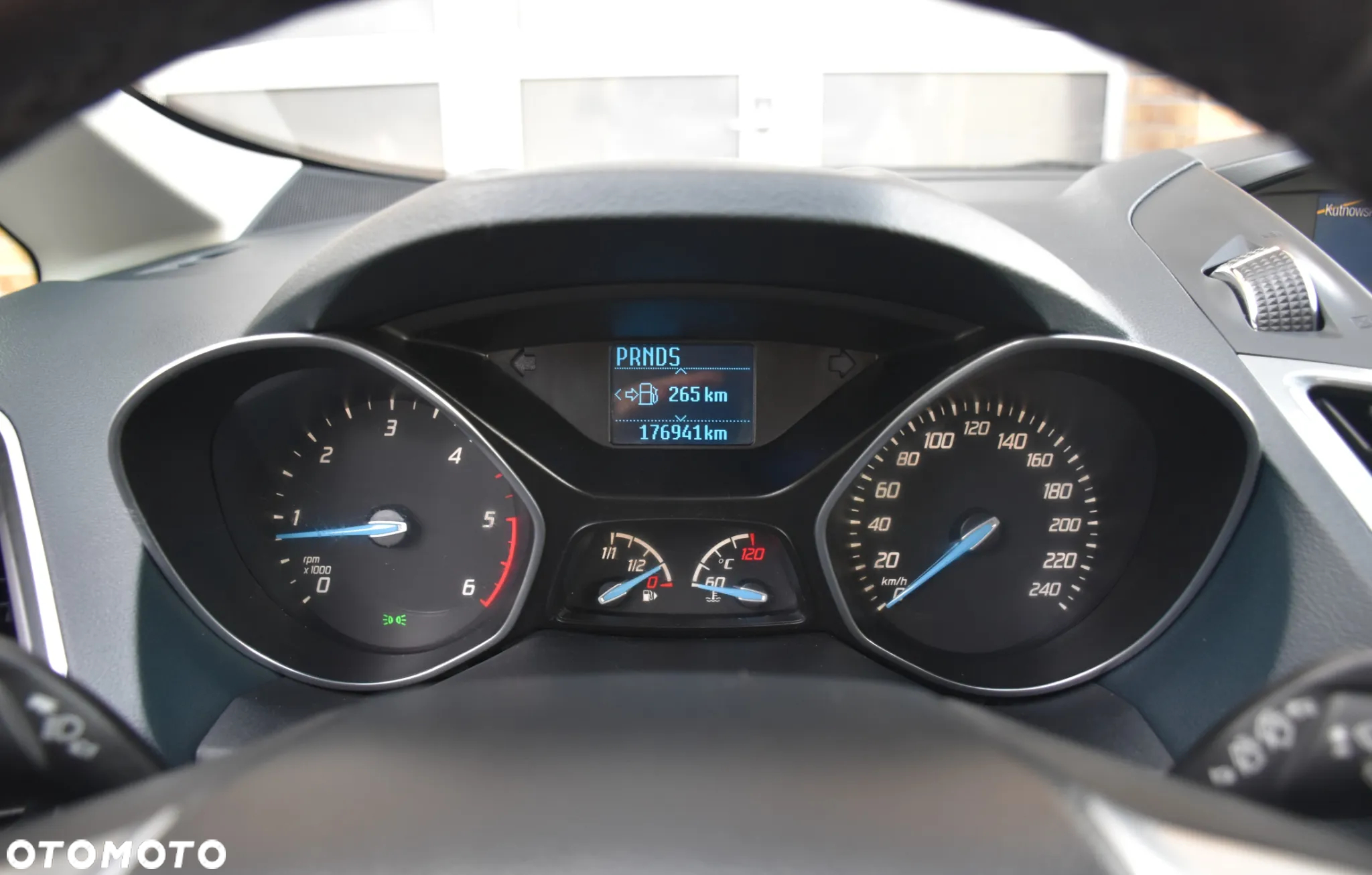 Ford Grand C-MAX 2.0 TDCi Titanium - 24