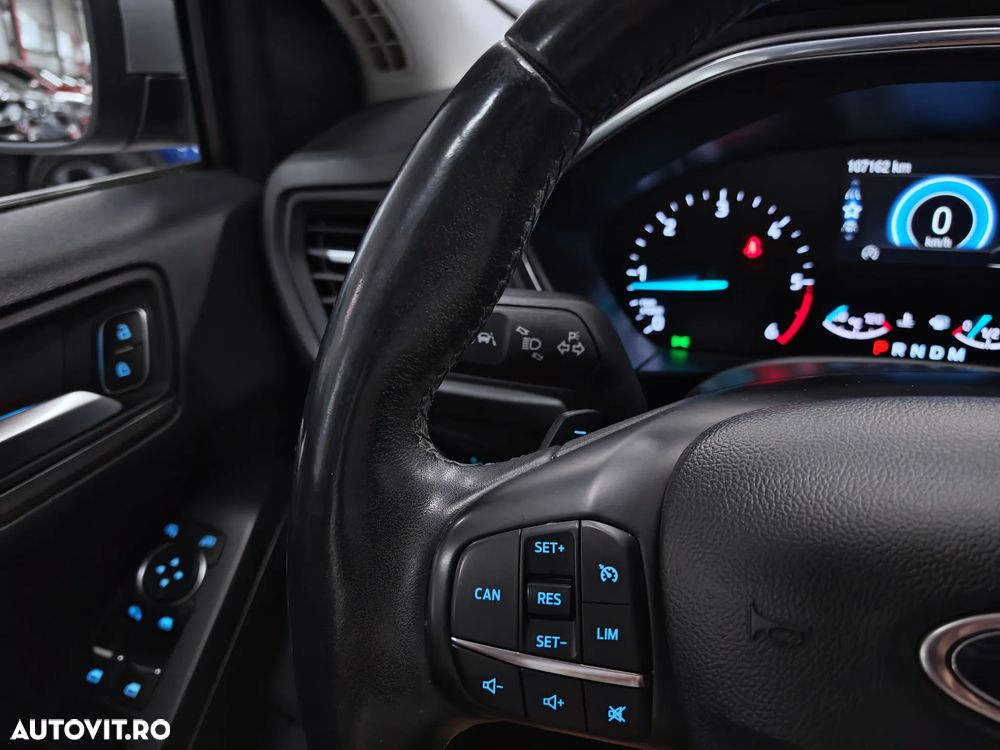 Ford Focus 2.0 EcoBlue Active Business - 18