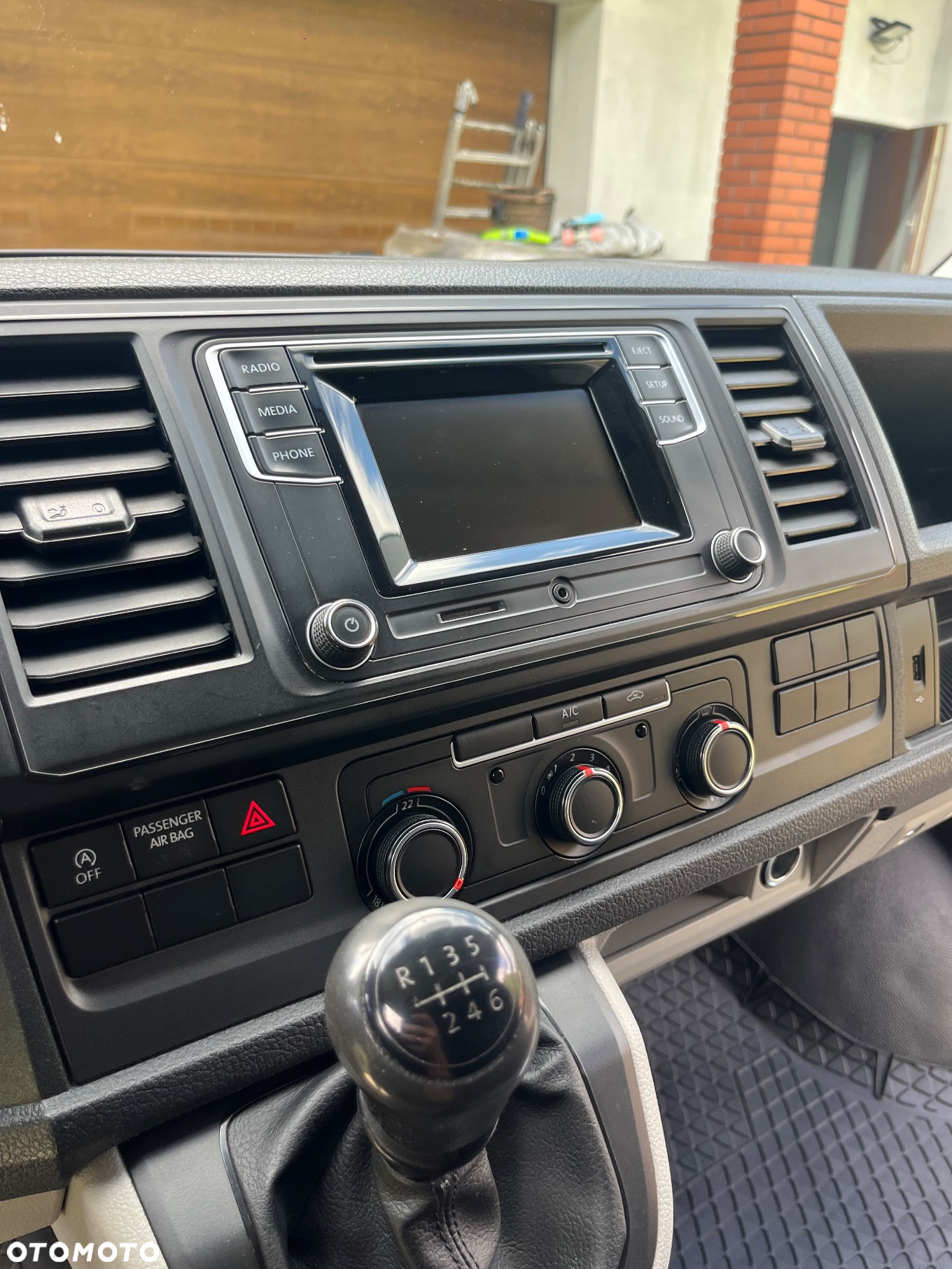 Volkswagen T6 - 16