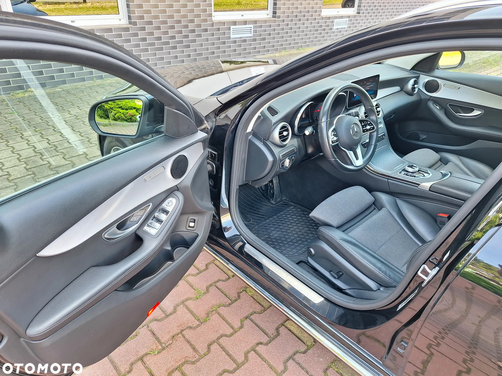 Mercedes-Benz Klasa C 220 d 9G-TRONIC - 16