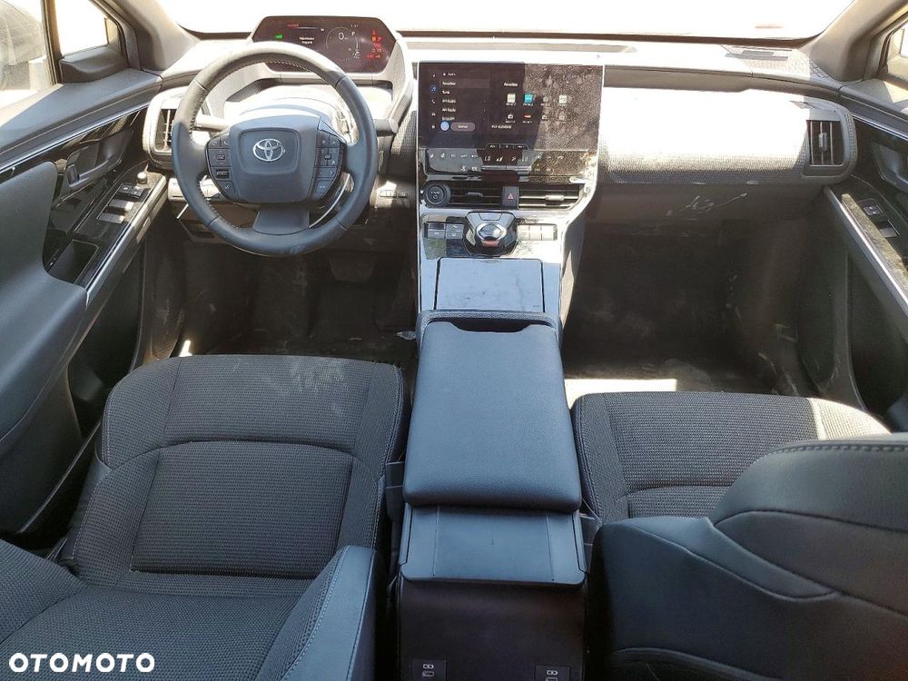 Toyota bZ4X - 9