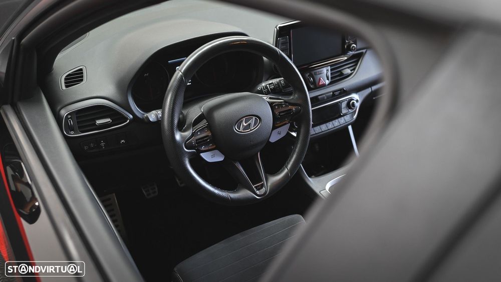 Hyundai i30 N 2.0 T-GDi Performance Pack - 44