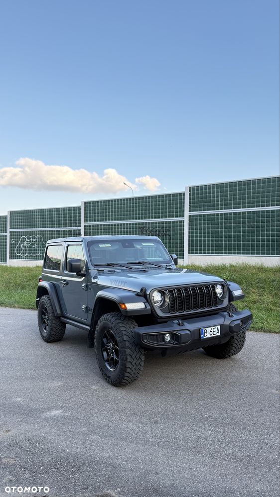 Jeep Wrangler - 1