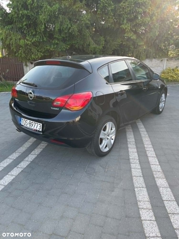 Opel Astra 1.4 T Enjoy - 6