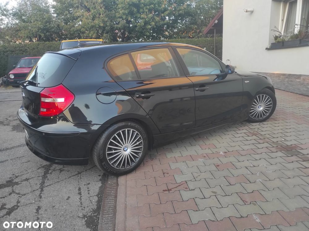 BMW Seria 1 118i - 8