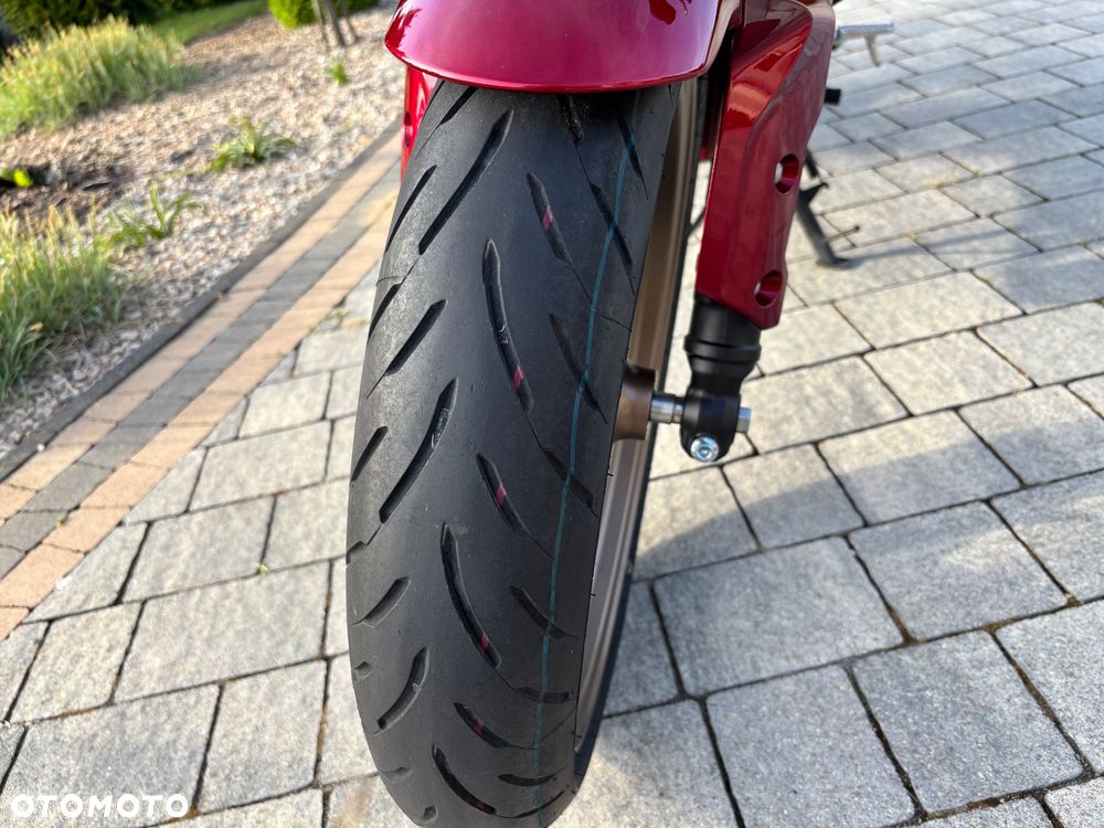 Honda CB - 4