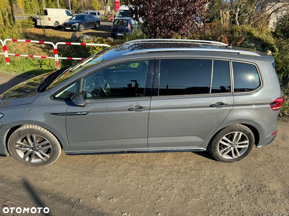 Volkswagen Touran - 14