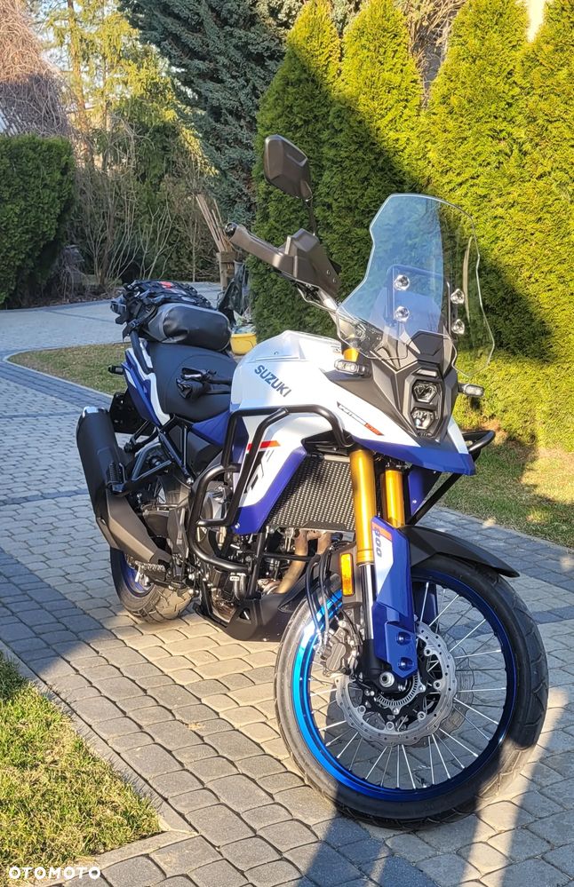 Suzuki V-STROM - 1