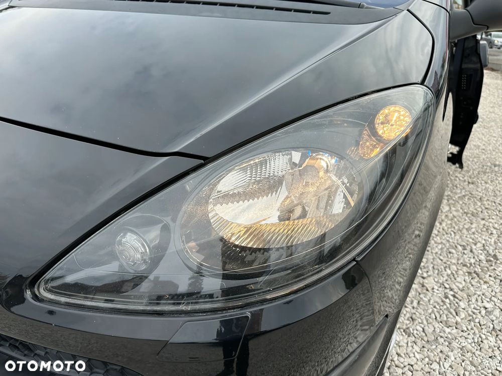 Peugeot 1007 - 26