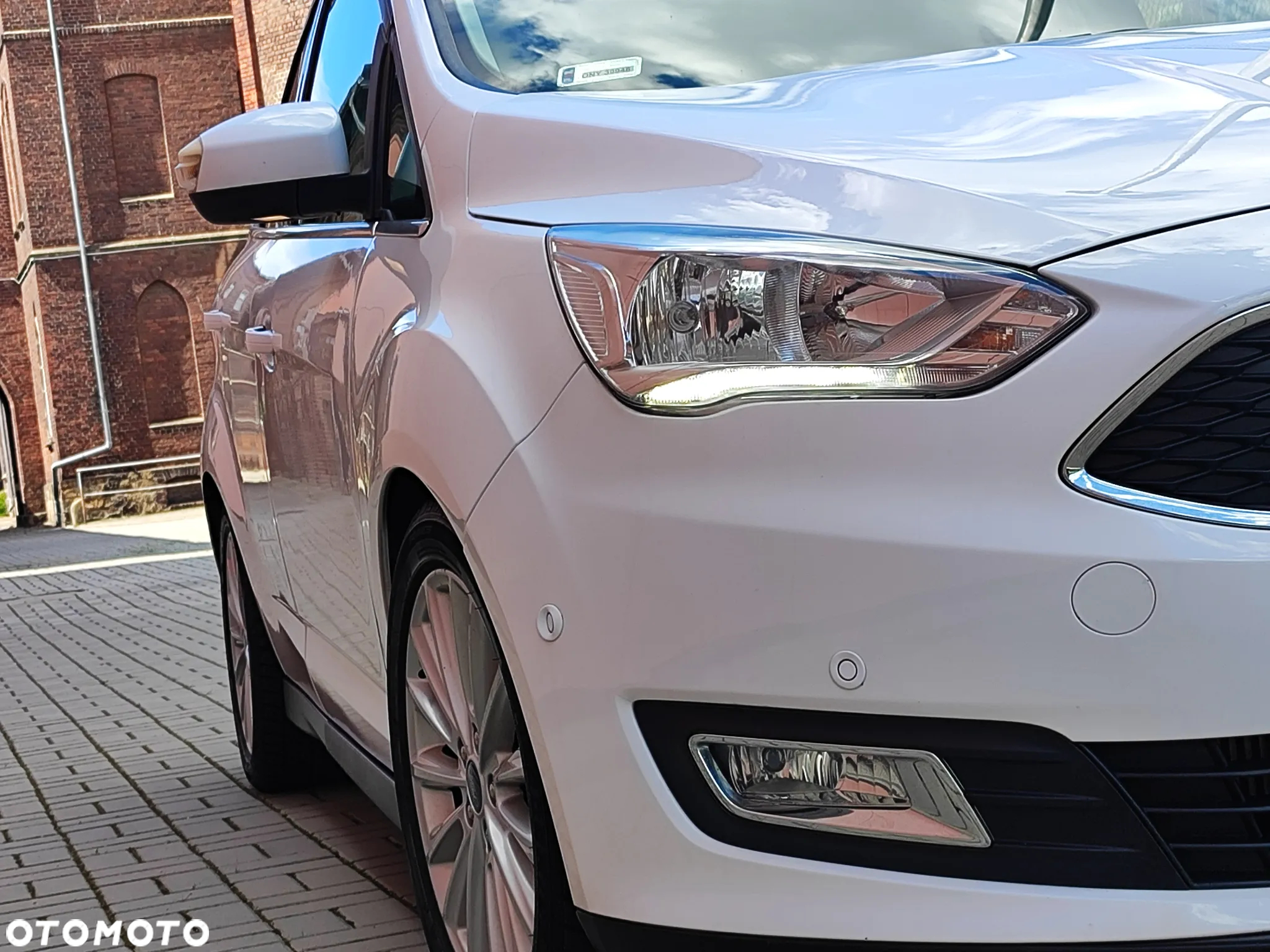 Ford C-MAX 1.5 TDCi Titanium ASS - 23