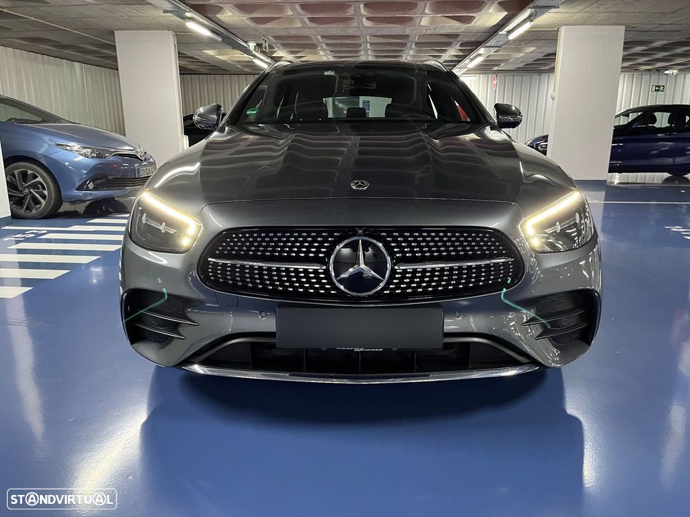 Mercedes-Benz E 300 e Station 9G-TRONIC AMG Line - 2