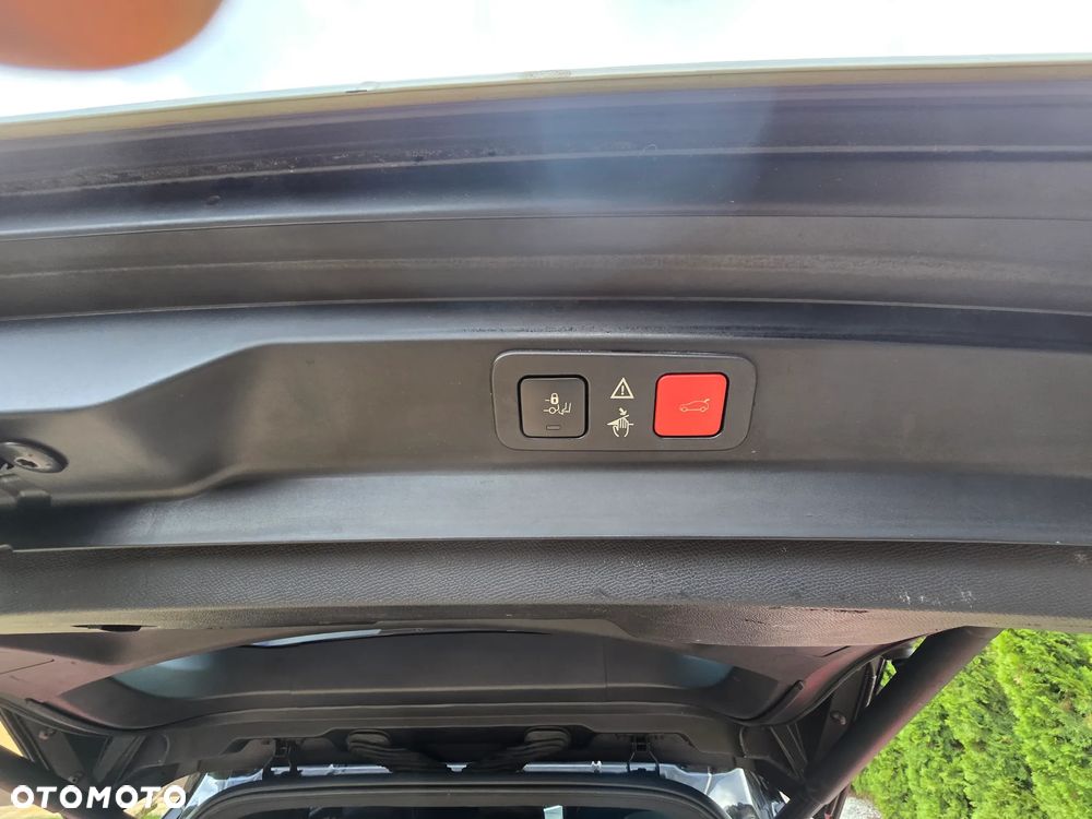 Peugeot 5008 BlueHDi 180 EAT8 GT Pack - 16