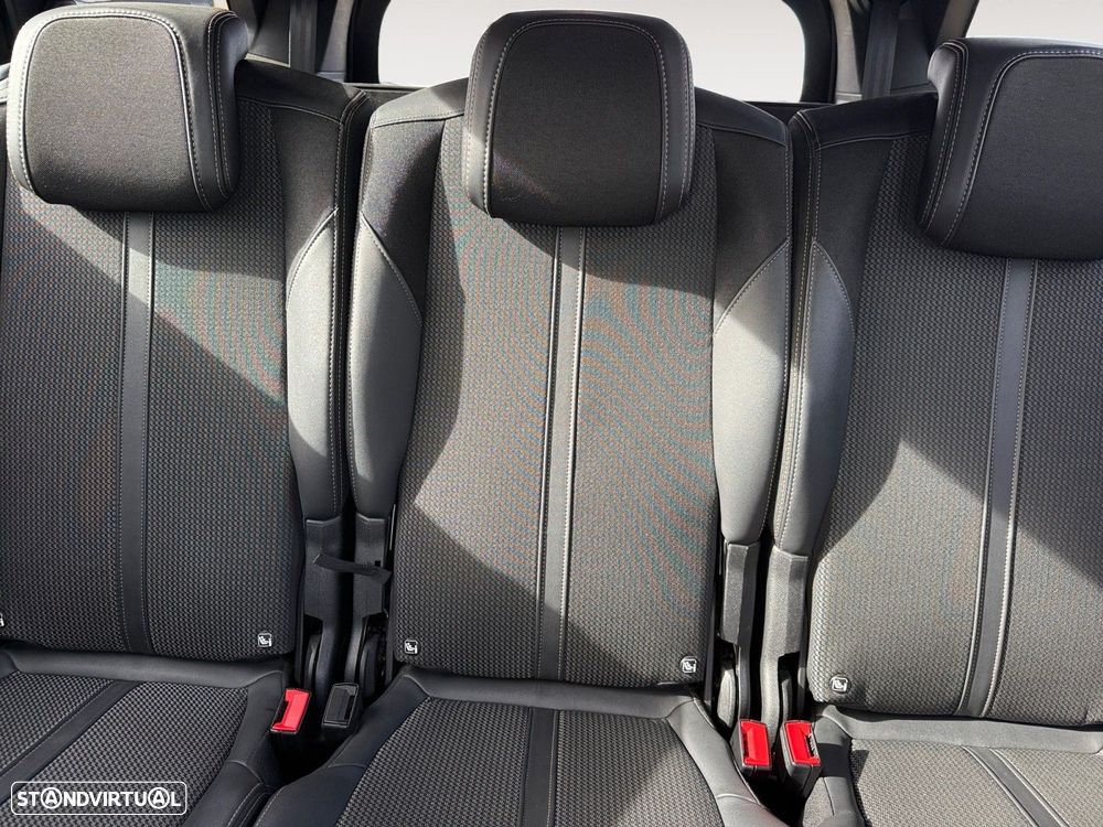 Peugeot 5008 1.5 BlueHDi GT EAT8 - 13