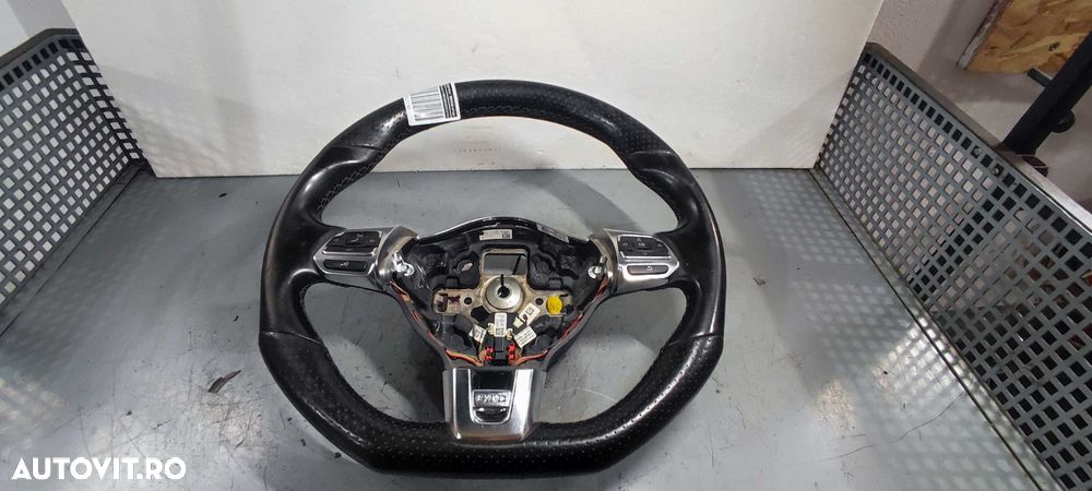 Volan cu comenzi si padele volkswagen vw golf 6 hatchback an 2010 - 2