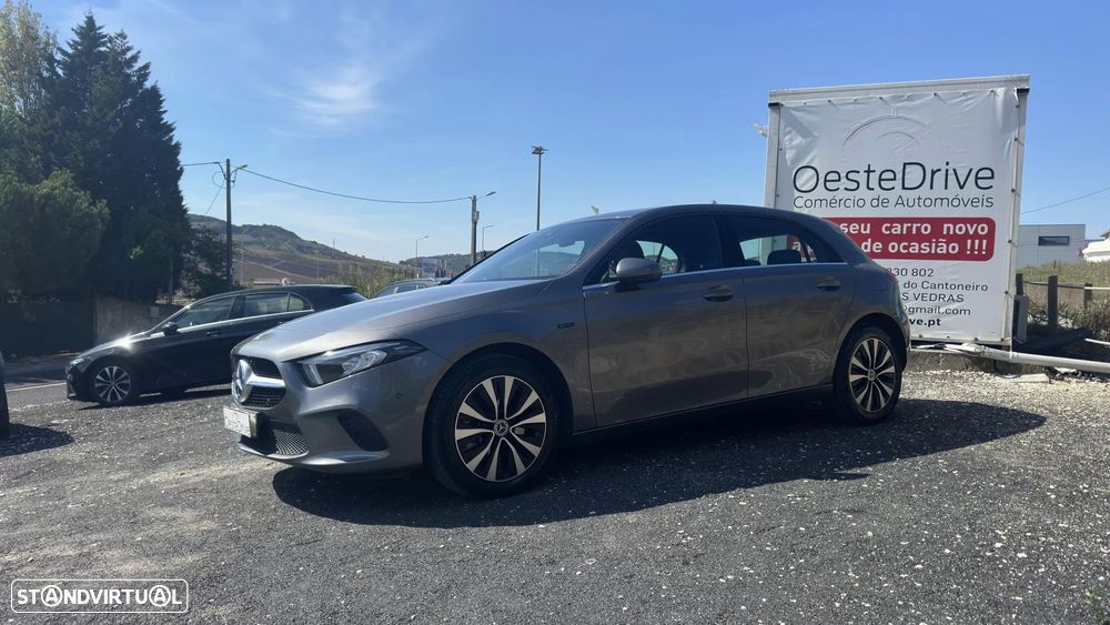 Mercedes-Benz A 250 e Style Plus - 1