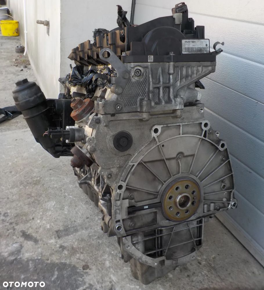 BMW SERIA 3 E90 E91 E92 E93  SILNIK SŁUPEK Z POMPĄ WTRYSKOWĄ N57D30A - 13