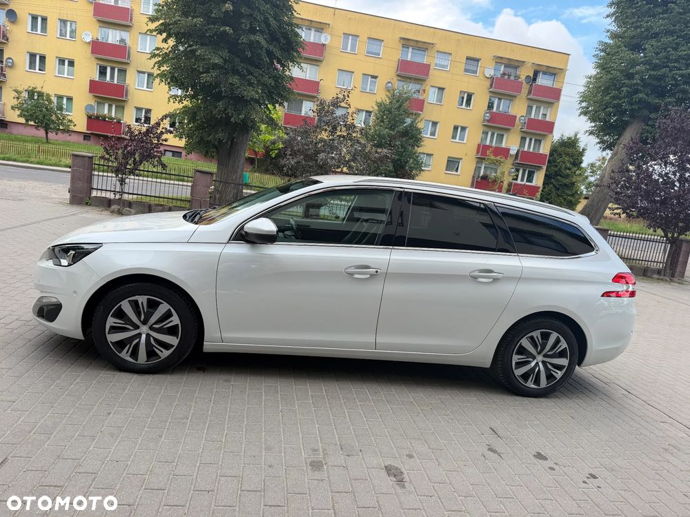 Peugeot 308 2.0 Blue HDi Allure S&S - 6