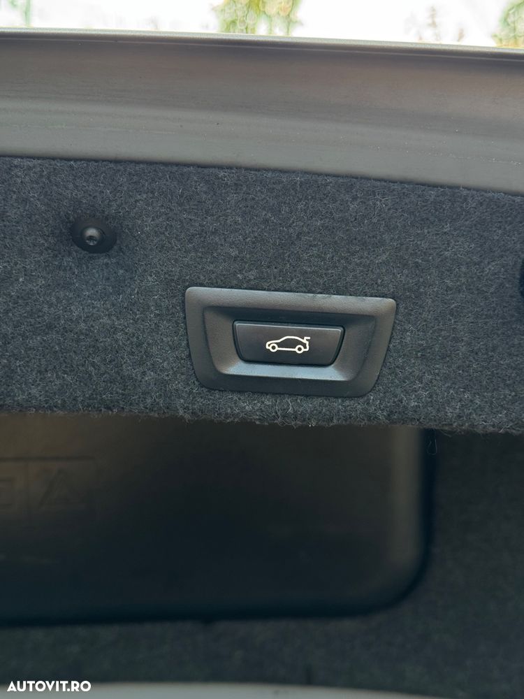 BMW Seria 5 520d - 12