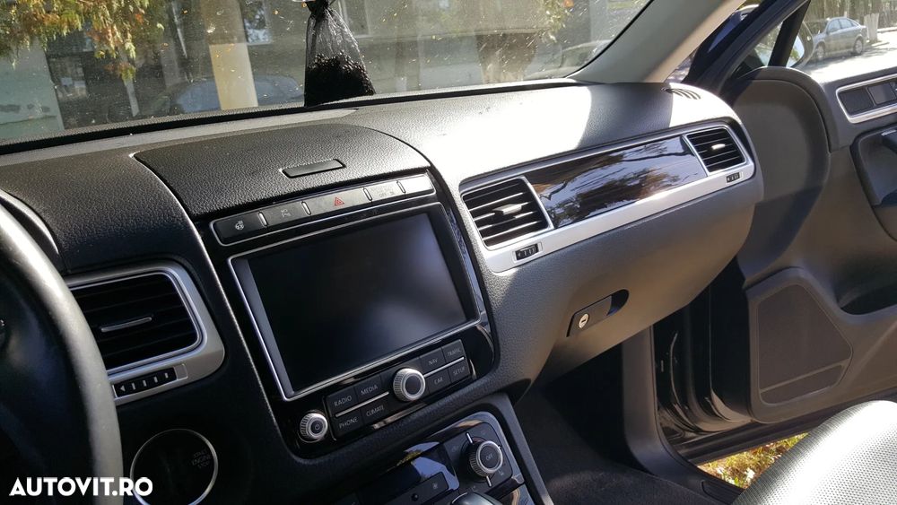 Volkswagen Touareg 3.0 V6 TDI SCR Blue Motion DPF Automatik - 37