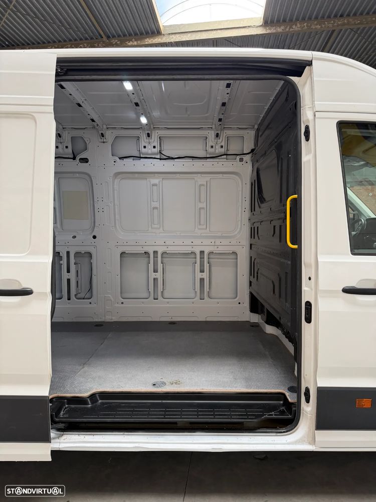 VW Crafter L4H3 140 CV - 17