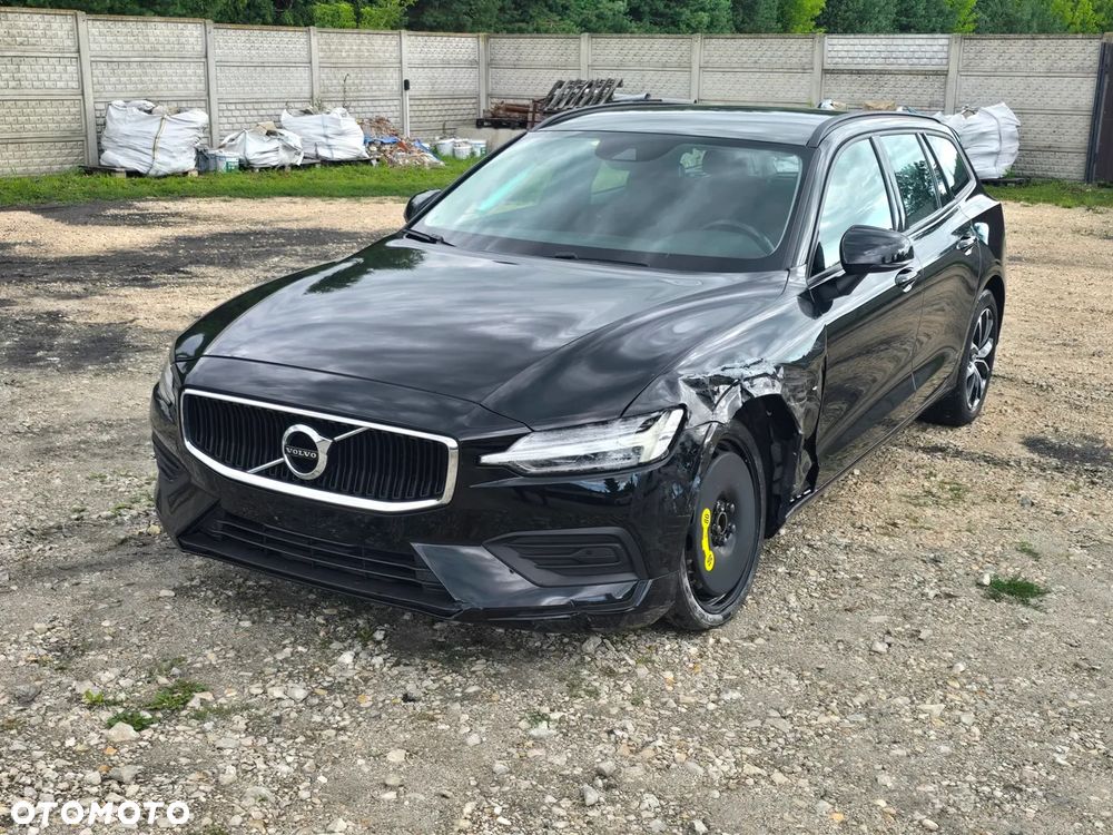 Volvo V60 B3 B DKG Momentum - 15