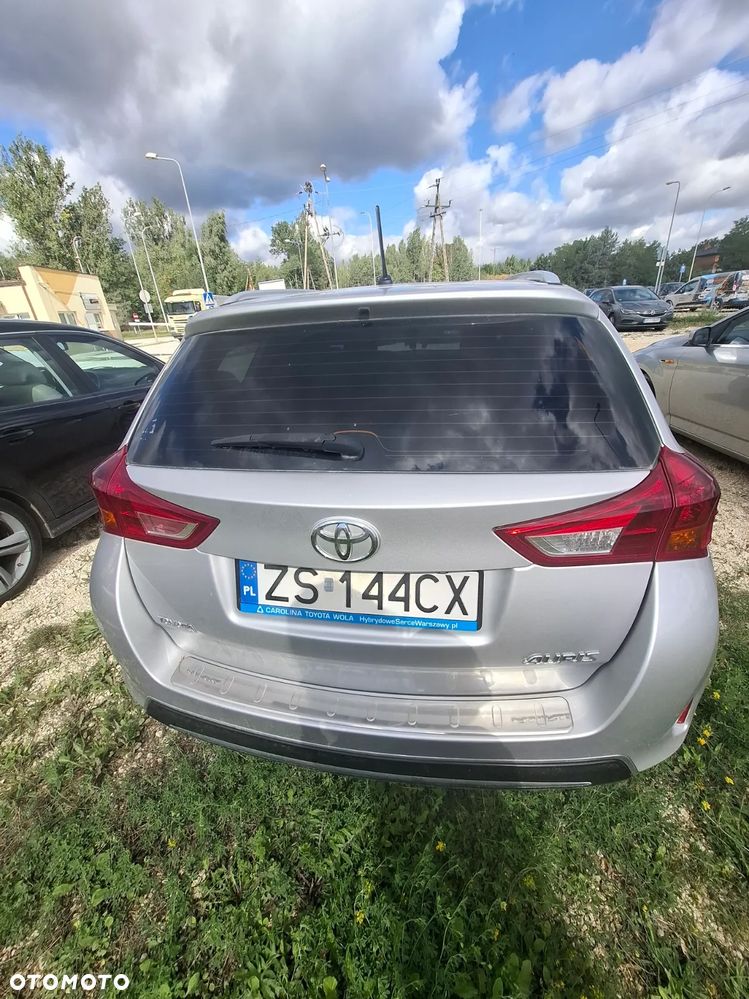 Toyota Auris - 13
