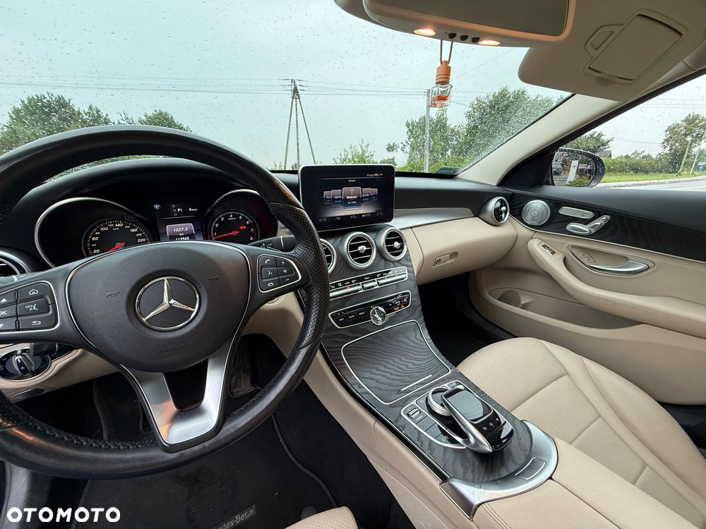 Mercedes-Benz Klasa C 300 7G-TRONIC - 11