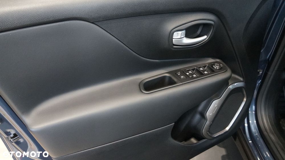 Jeep Renegade 1.5 T4 mHEV Altitude FWD S&S DCT - 10