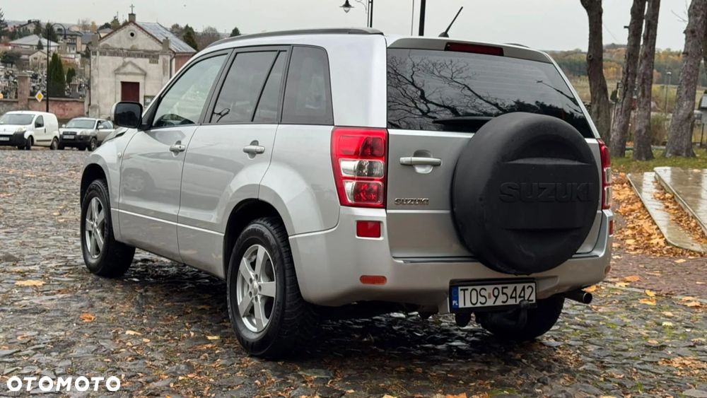 Suzuki Grand Vitara - 12