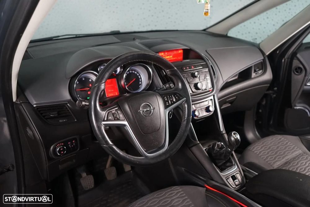 Opel Zafira 2.0 CDTI Cosmo - 18
