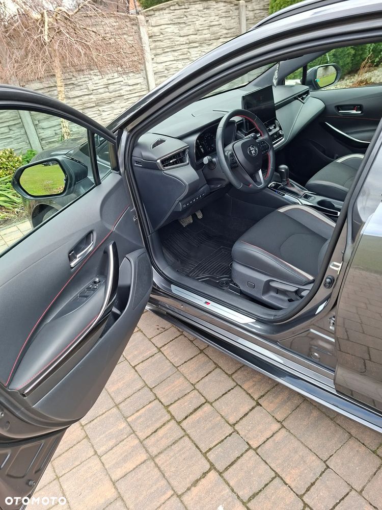 Toyota Corolla 2.0 Hybrid GR Sport - 20