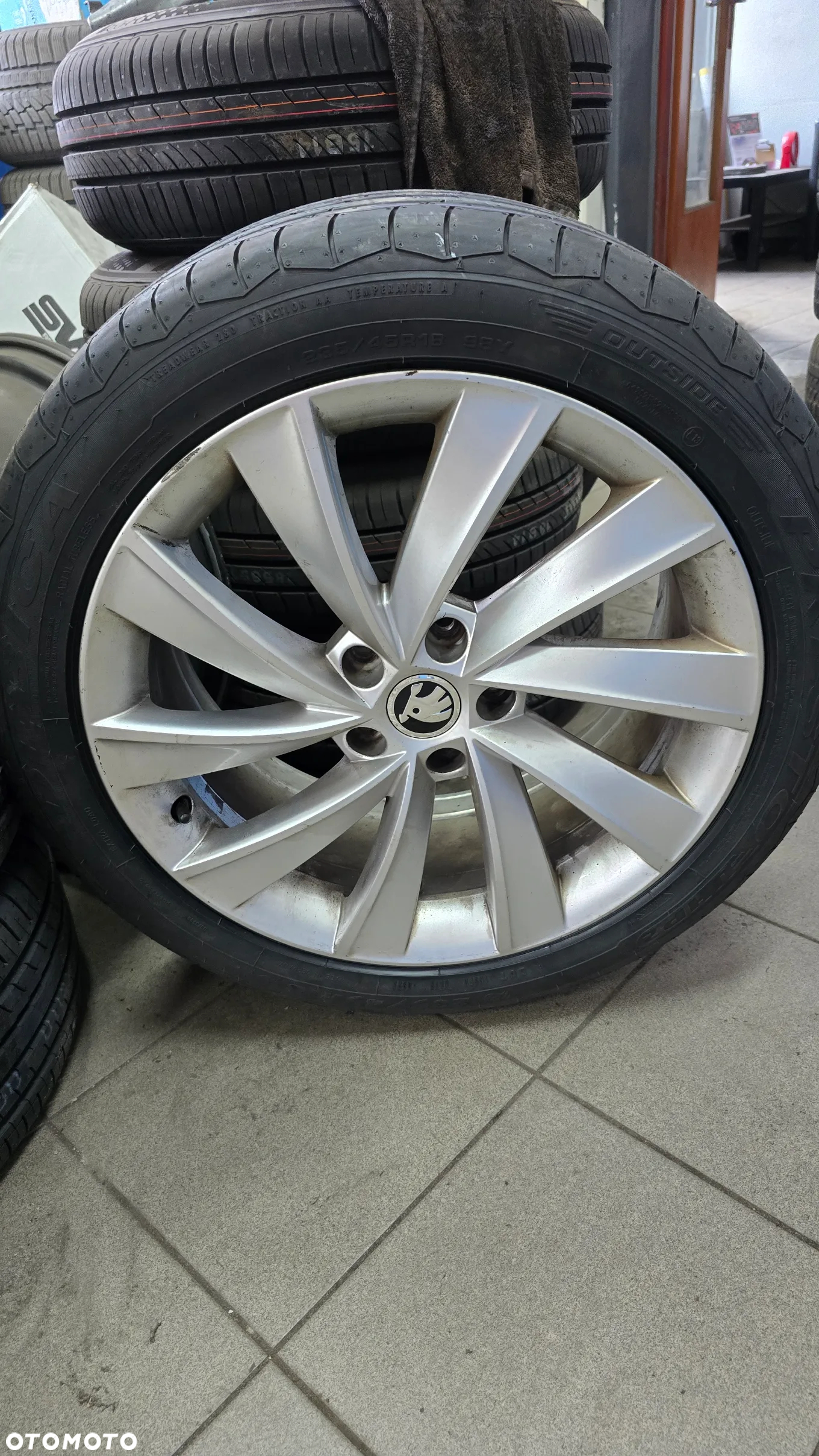 Skoda Superb 2.0 TDI L&K DSG - 22