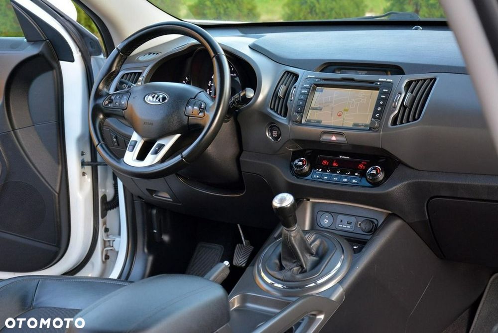 Kia Sportage 2.0 CVVT 2WD Spirit - 17