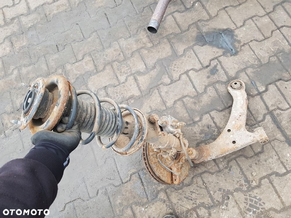 SUZUKI GRAND VITARA II 2.4 B ZWROTNICA AMORTYZATOR PRAWA PRZÓD - 3