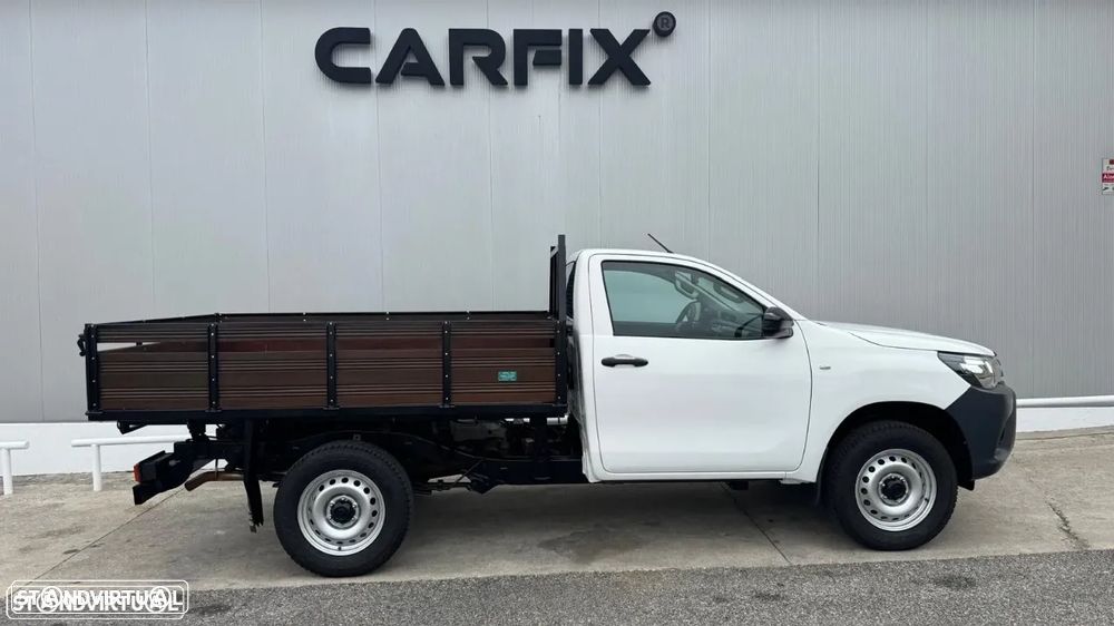 Toyota Hilux 2.4 D-4D 4X4 - 1