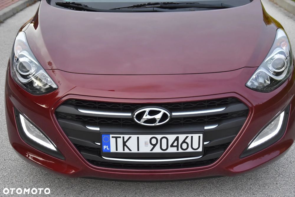 Hyundai i30 blue 1.4 YES Gold - 14