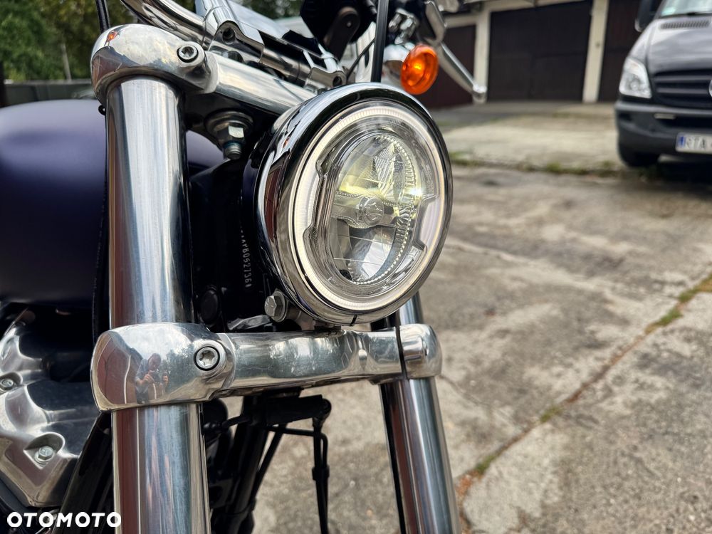 Harley-Davidson Softail Standard - 18