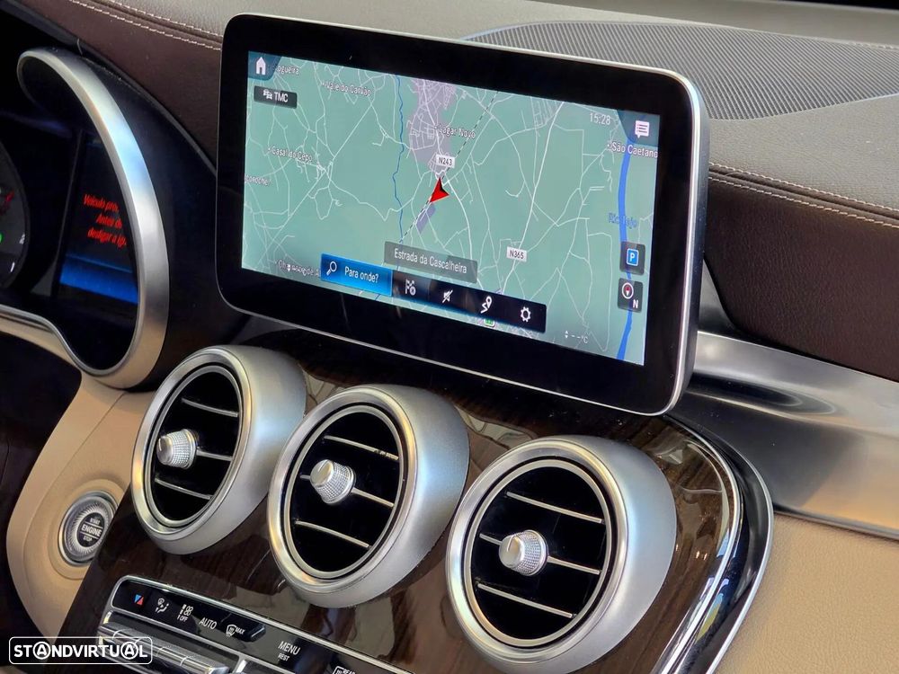 Mercedes-Benz GLC 300 e 4Matic - 30