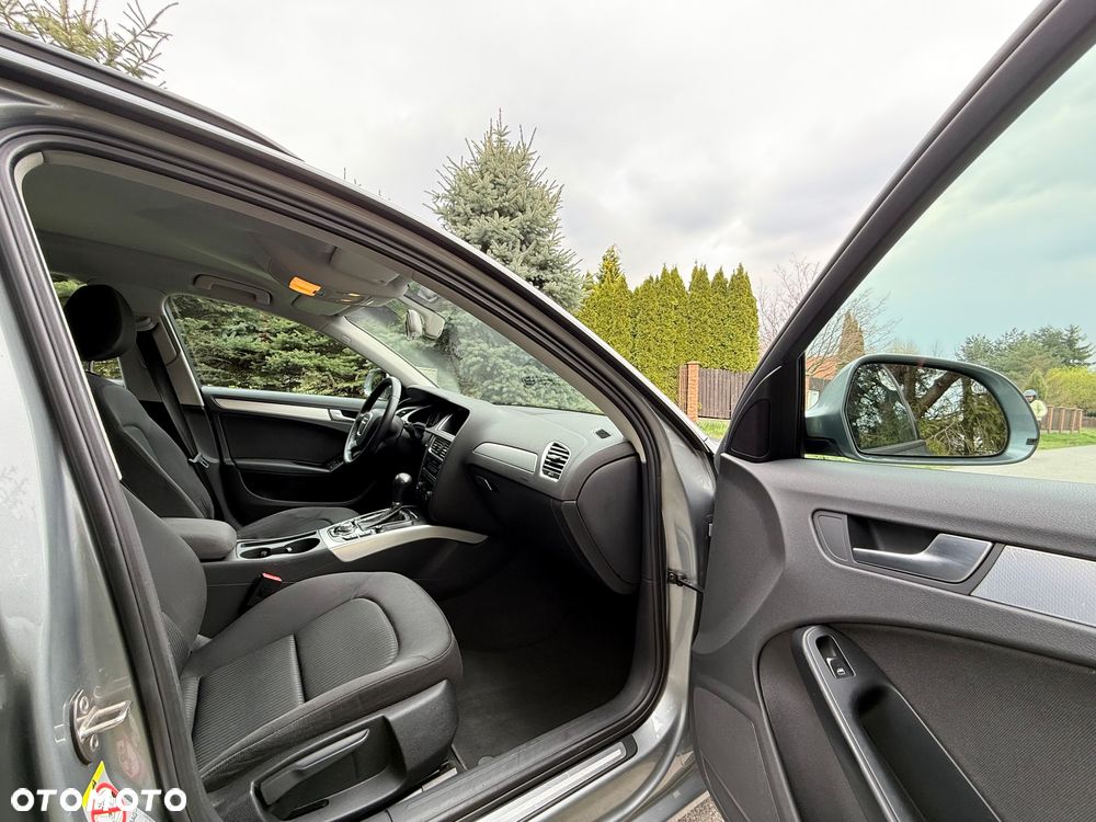 Audi A4 Avant 2.0 TDI DPF multitronic Ambiente - 22