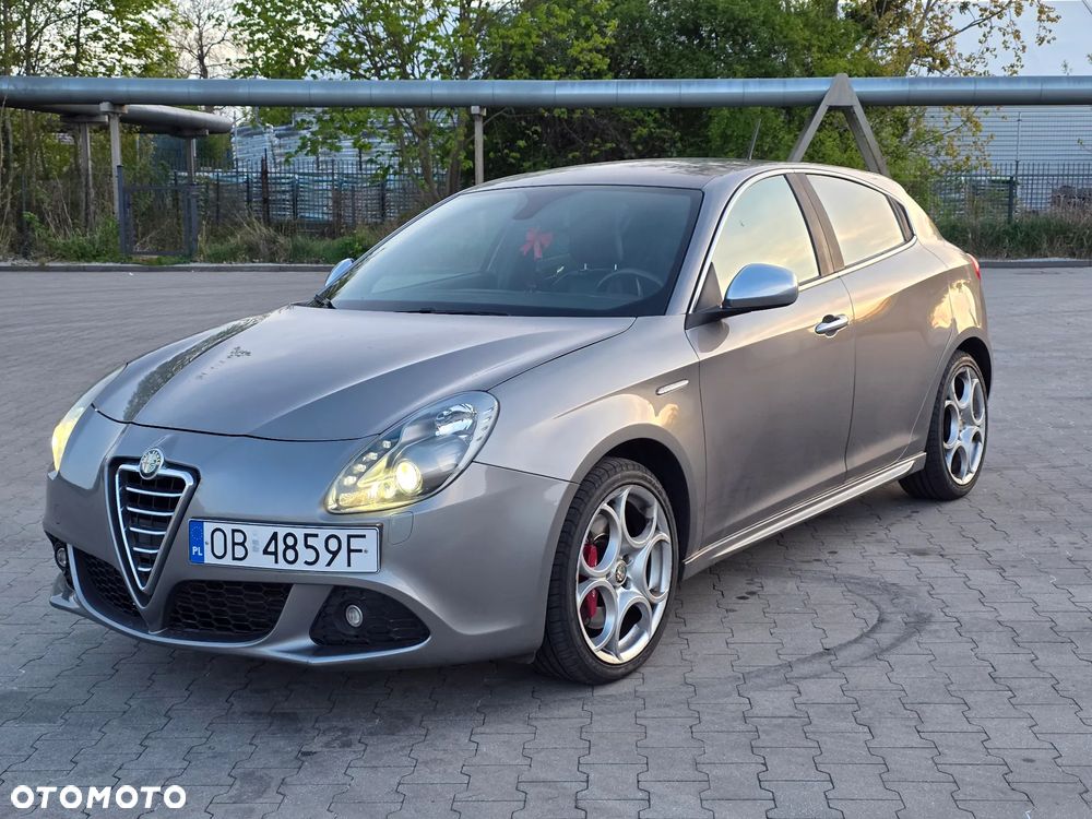 Alfa Romeo Giulietta - 1