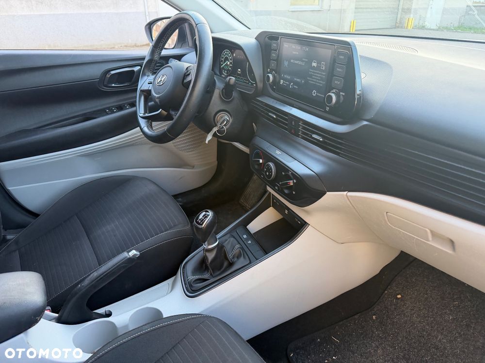 Hyundai i20 - 19