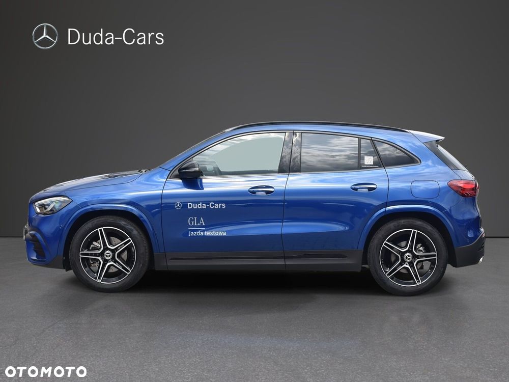 Mercedes-Benz GLA 200 AMG Line - 3