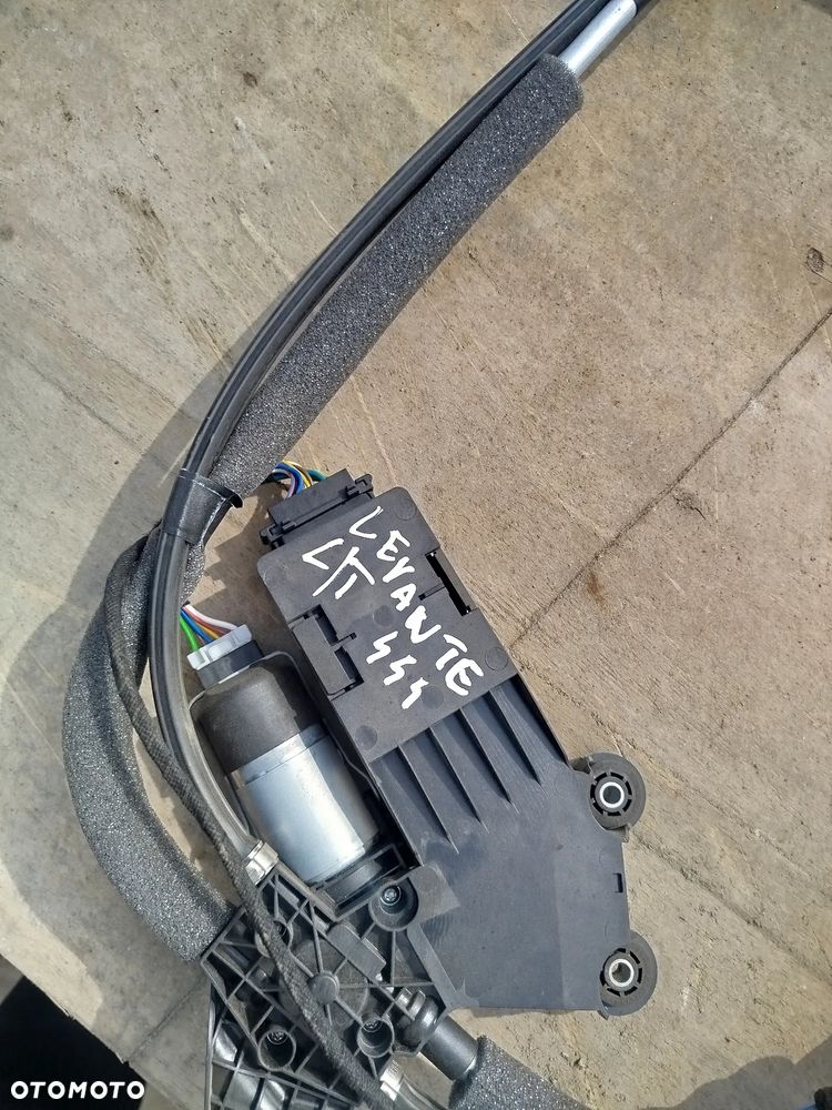 Maserati Levante roleta żaluzja drzwi lewa lewy lewych tył tylnych Mazowieckie Warszawa - 6