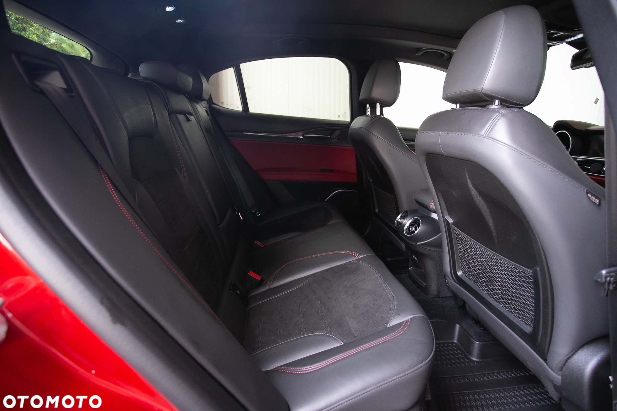 Alfa Romeo Stelvio 2.9 Bi Turbo V6 Quadrifoglio Q4 - 14